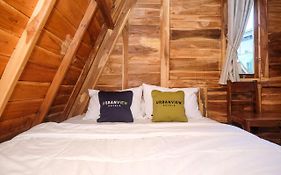 Urbanview Villa Kolopaking Kebumen by RedDoorz